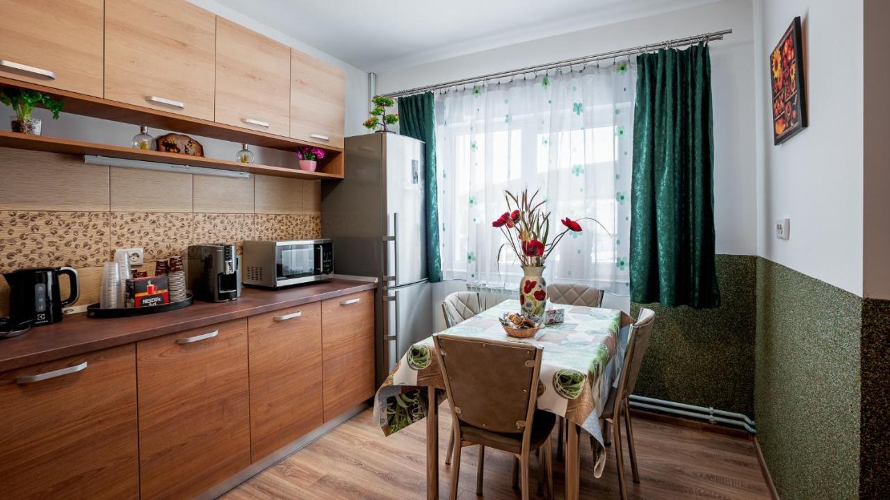 Casuta Cu Flori Hotel Vilcele  Екстериор снимка
