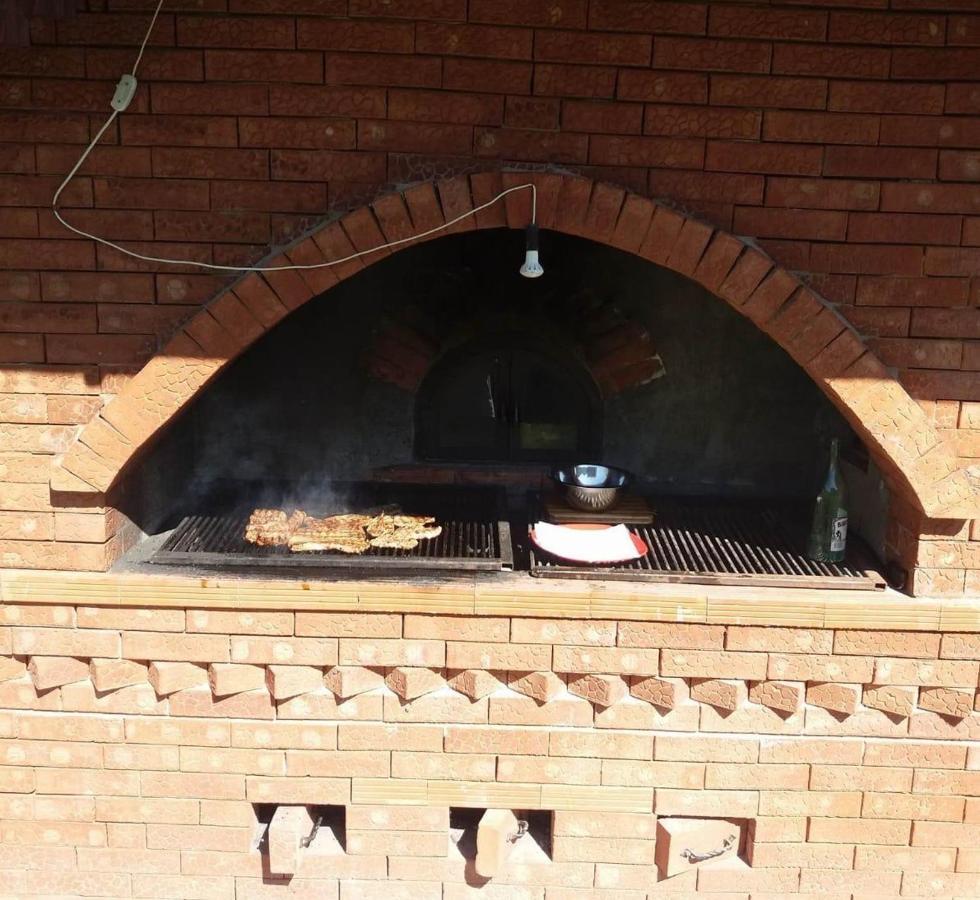 Casuta Cu Flori Hotel Vilcele  Екстериор снимка
